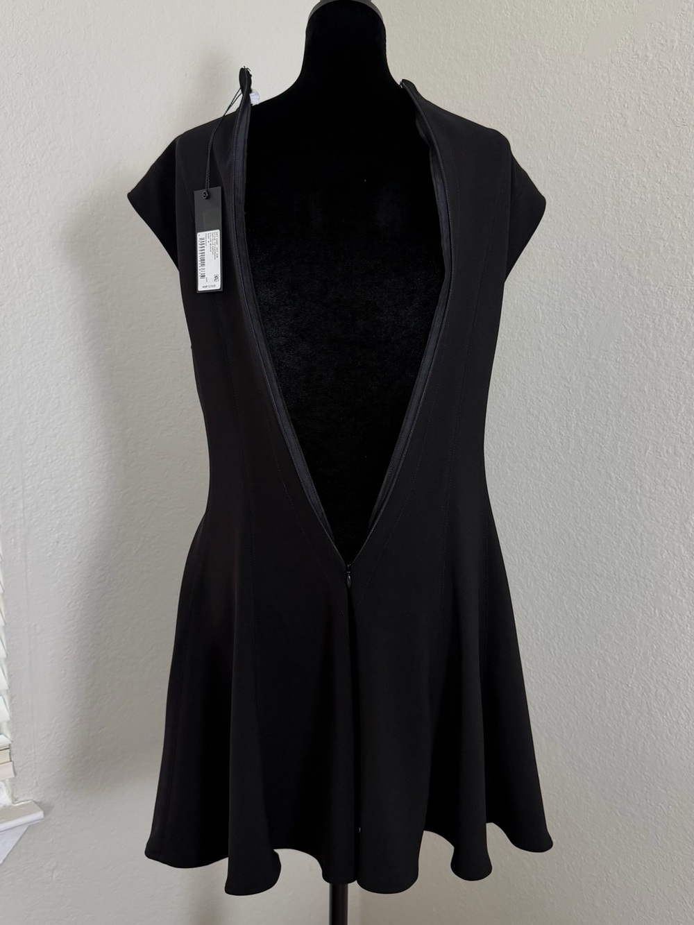 NWT Gianni Bini Parisian Fit & Flare Mini Dress Black 8 Formal MSRP $159 - Picture 6 of 13